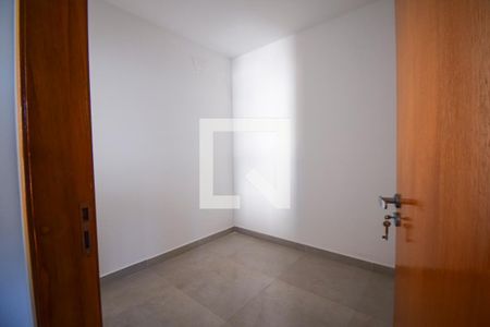 Quarto 1 de apartamento à venda com 2 quartos, 42m² em Vila Granada, São Paulo