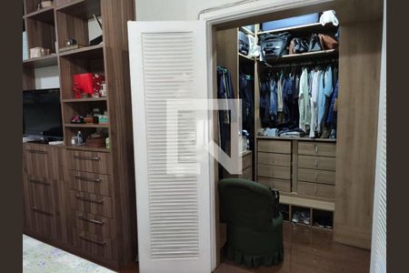 Casa à venda com 4 quartos, 585m² em Cacuia, Rio de Janeiro