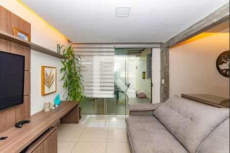 Sala de apartamento à venda com 3 quartos, 145m² em Estrela Dalva, Belo Horizonte
