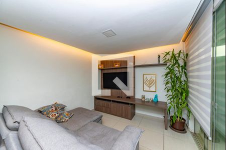 Sala de apartamento à venda com 3 quartos, 145m² em Estrela Dalva, Belo Horizonte