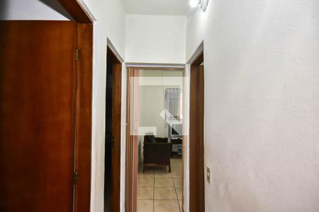 Corredor da Sala da Casa 1 de casa à venda com 5 quartos, 143m² em Jardim Wanda, Taboão da Serra