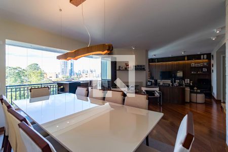 Sala de apartamento à venda com 4 quartos, 220m² em Jardim Vitoria Regia, São Paulo