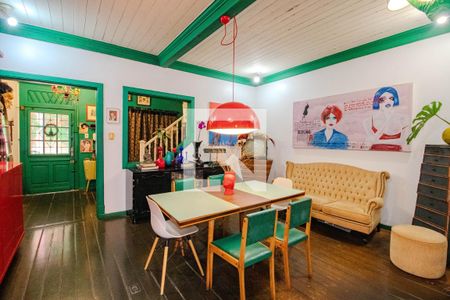 Sala de casa à venda com 3 quartos, 199m² em Mont’serrat, Porto Alegre