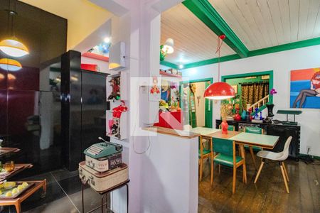 Sala de casa à venda com 3 quartos, 199m² em Mont’serrat, Porto Alegre