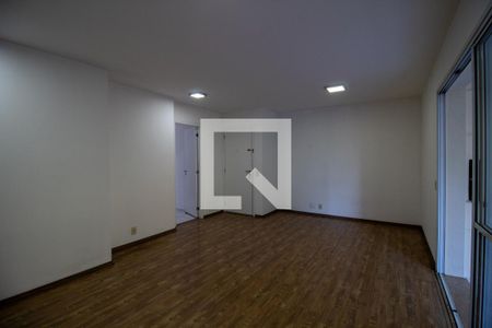 Sala de apartamento para alugar com 3 quartos, 120m² em Parque dos Principes, São Paulo