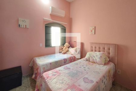 Quarto 2 de casa à venda com 4 quartos, 250m² em Parque Jambeiro, Campinas