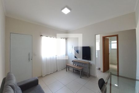 Sala de casa para alugar com 2 quartos, 88m² em Jardim Proenca I, Campinas
