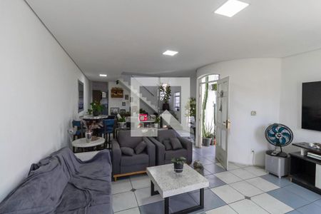 Sala 1 de casa à venda com 3 quartos, 200m² em Jardim Guanabara, Belo Horizonte