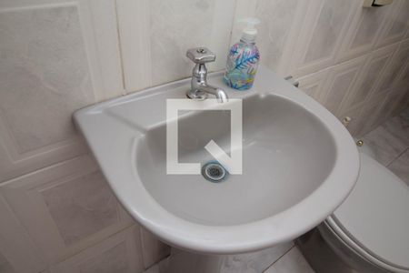 Lavabo de casa para alugar com 3 quartos, 117m² em Vila Francos, São Paulo