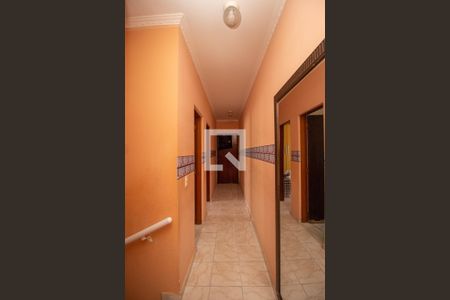 Corredor de casa para alugar com 3 quartos, 117m² em Vila Francos, São Paulo