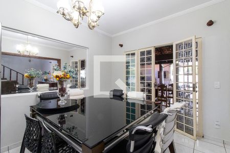 Sala de casa à venda com 3 quartos, 227m² em Residencial Terra Nova, Campinas