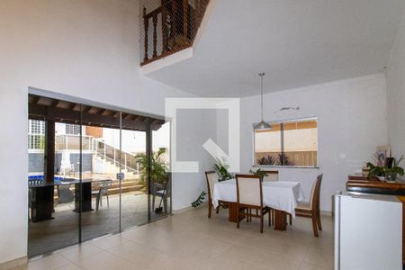 Sala de casa à venda com 3 quartos, 256m² em Jardim Conceição, Campinas