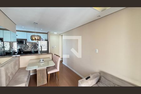 Sala de apartamento à venda com 2 quartos, 50m² em Jardim Monte Libano, Santo André