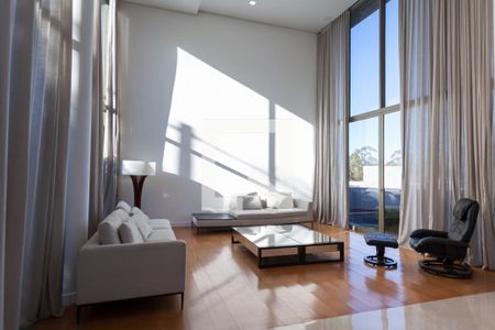 Sala de casa de condomínio à venda com 4 quartos, 570m² em , Nova Lima