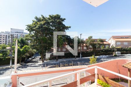 Vista de casa à venda com 3 quartos, 250m² em Rio Pequeno, São Paulo