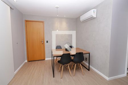 Sala de apartamento à venda com 2 quartos, 69m² em Barra da Tijuca, Rio de Janeiro