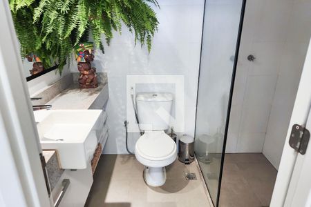 Banheiro de kitnet/studio à venda com 1 quarto, 37m² em Lapa, Rio de Janeiro