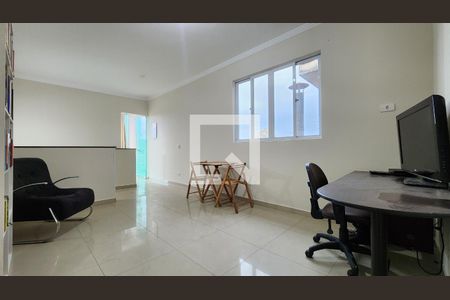 Sala de casa para alugar com 3 quartos, 100m² em Estuário, Santos
