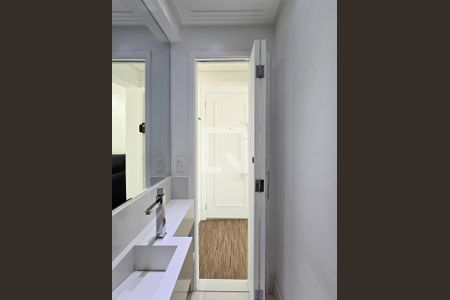 Lavabo de apartamento para alugar com 2 quartos, 107m² em Vila Lusitania, São Bernardo do Campo
