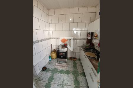Cozinha de casa para alugar com 2 quartos, 95m² em Partenon, Porto Alegre