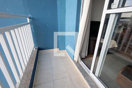 Sacada de apartamento à venda com 2 quartos, 56m² em Jardim Cristiane, Santo André