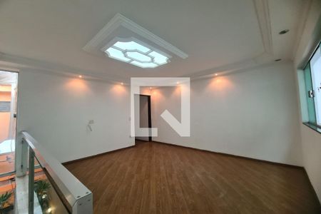 Sala 2 de casa para alugar com 2 quartos, 107m² em Jardim Independência (são Paulo), São Paulo
