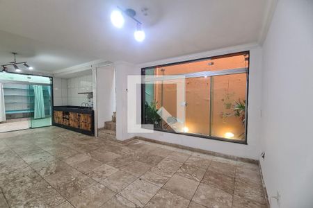 Sala de casa para alugar com 2 quartos, 107m² em Jardim Independência (são Paulo), São Paulo