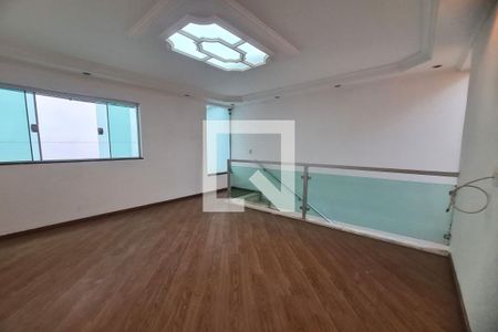 Sala 2 de casa para alugar com 2 quartos, 107m² em Jardim Independência (são Paulo), São Paulo