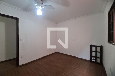 Quarto de casa para alugar com 2 quartos, 107m² em Jardim Independência (são Paulo), São Paulo