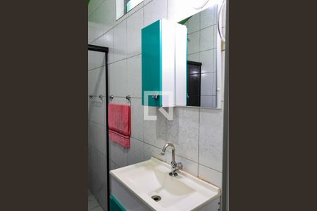 Banheiro da Suíte de casa para alugar com 1 quarto, 273m² em Jardim Isis, Cotia