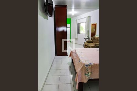 Suíte de casa para alugar com 1 quarto, 273m² em Jardim Isis, Cotia