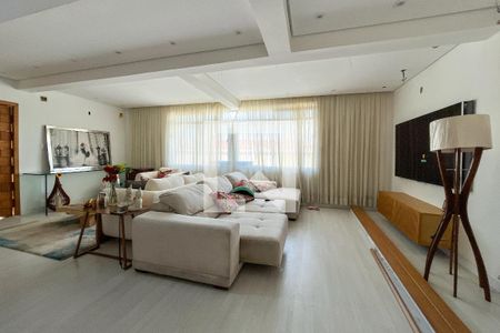 Sala 1 de casa à venda com 5 quartos, 270m² em Vila Arcadia, São Paulo