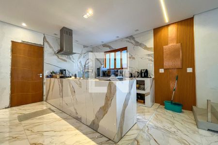 Cozinha 1 de casa à venda com 5 quartos, 270m² em Vila Arcadia, São Paulo