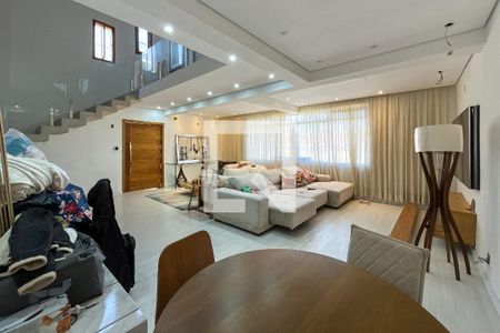 Sala 1 de casa à venda com 5 quartos, 270m² em Vila Arcadia, São Paulo
