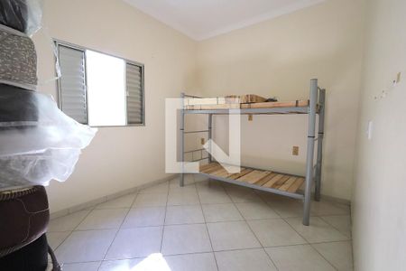 Quarto 01 de casa à venda com 4 quartos, 166m² em Condomínio Maracanã, Santo André