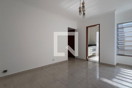 Sala de apartamento à venda com 2 quartos, 60m² em Jardim Cocaia, Guarulhos