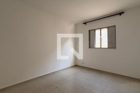 Quarto 1 de apartamento à venda com 2 quartos, 60m² em Jardim Cocaia, Guarulhos