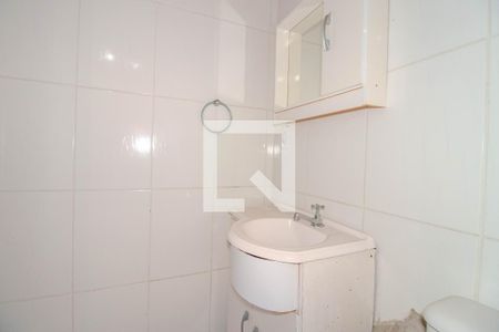 Banheiro de kitnet/studio à venda com 1 quarto, 30m² em Partenon, Porto Alegre