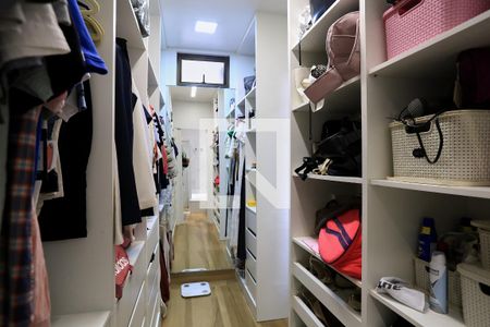 Closet da suíte de casa à venda com 3 quartos, 190m² em Cachoeirinha, Belo Horizonte