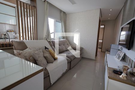 Sala de apartamento à venda com 2 quartos, 100m² em Parque Industriario, Santo André