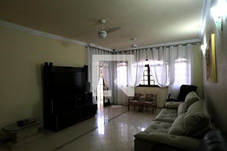 Sala de TV de casa à venda com 6 quartos, 579m² em São Geraldo, Belo Horizonte
