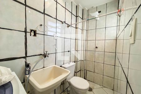 Banheiro de kitnet/studio à venda com 1 quarto, 30m² em Aclimação, São Paulo