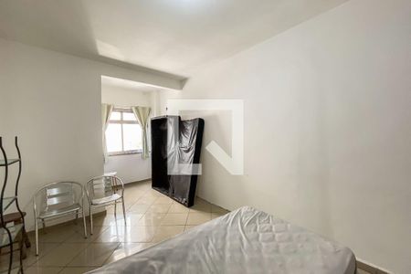 Quarto e Sala de kitnet/studio à venda com 1 quarto, 30m² em Aclimação, São Paulo