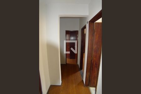 Corredor de apartamento à venda com 3 quartos, 100m² em São José, Belo Horizonte