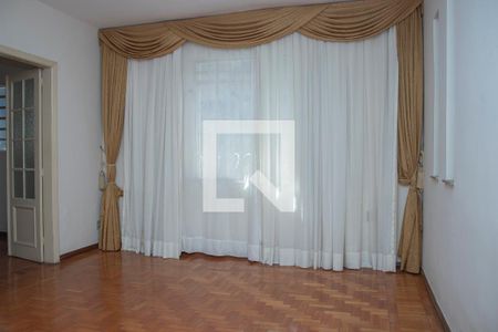 Sala 1 de casa à venda com 6 quartos, 273m² em Santo Antônio, Belo Horizonte