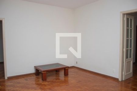 Sala 1 de casa à venda com 6 quartos, 273m² em Santo Antônio, Belo Horizonte