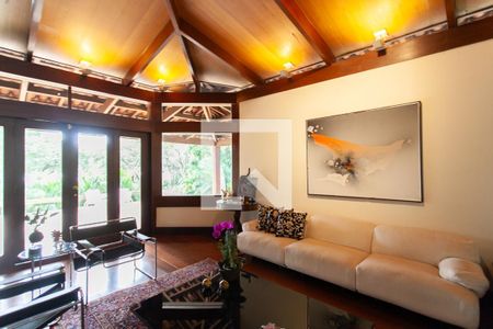 Sala 2 de casa para alugar com 4 quartos, 896m² em Pampulha, Belo Horizonte