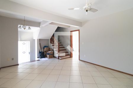 Sala de casa de condomínio à venda com 3 quartos, 181m² em Vila Conceição, Porto Alegre