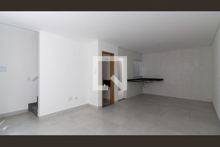 Sala de casa de condomínio à venda com 3 quartos, 105m² em Vila Guilhermina, São Paulo