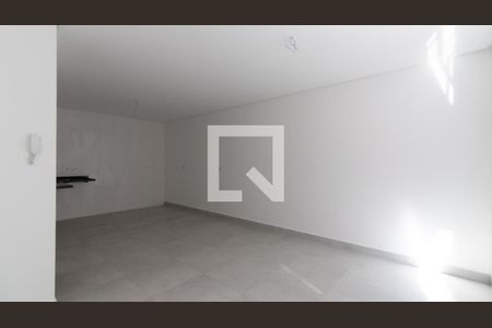 Sala de casa de condomínio à venda com 3 quartos, 105m² em Vila Guilhermina, São Paulo